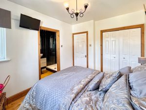 Photo 23- click for photo gallery